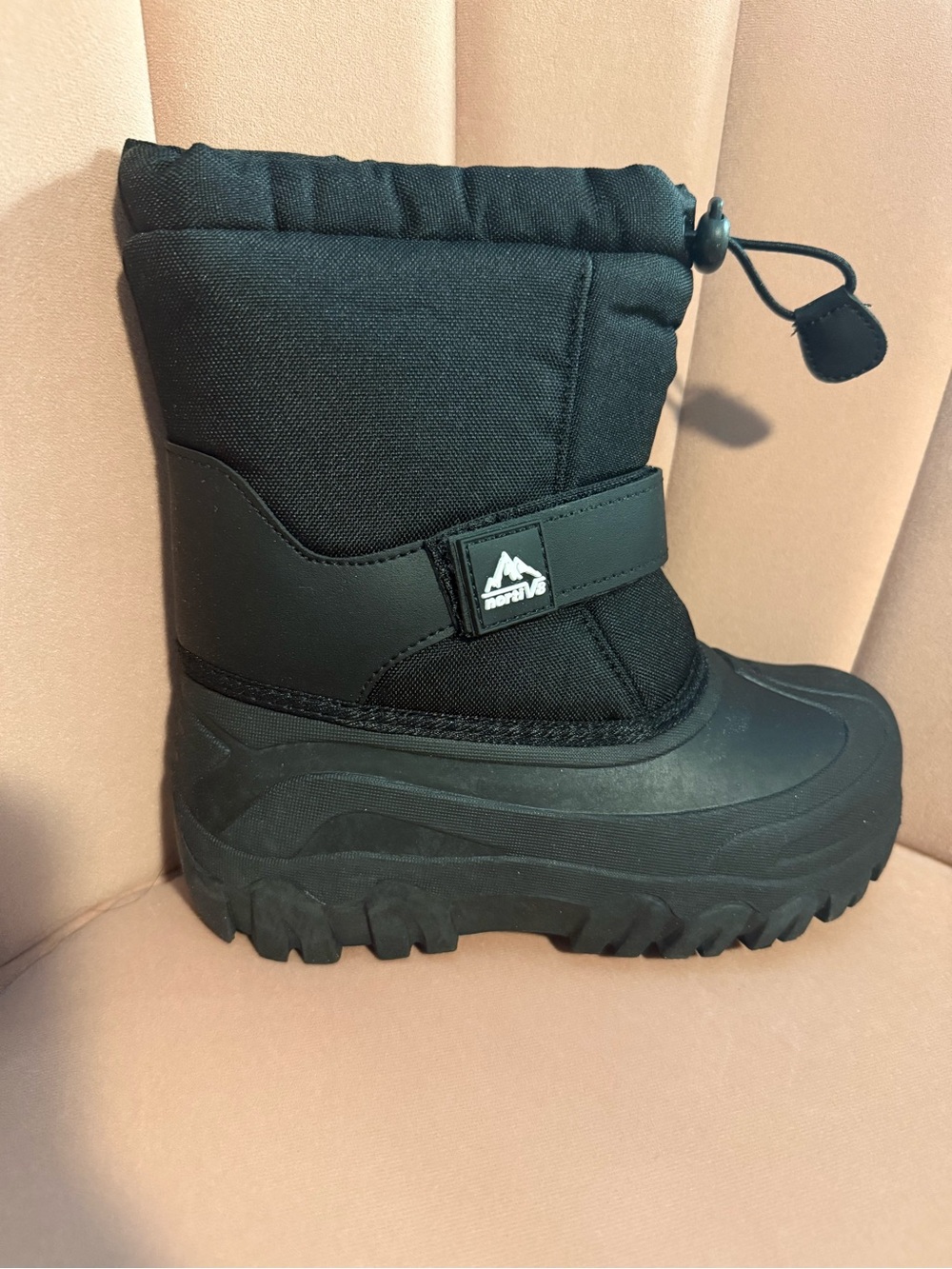 Kids Black Insulated Snow Boot